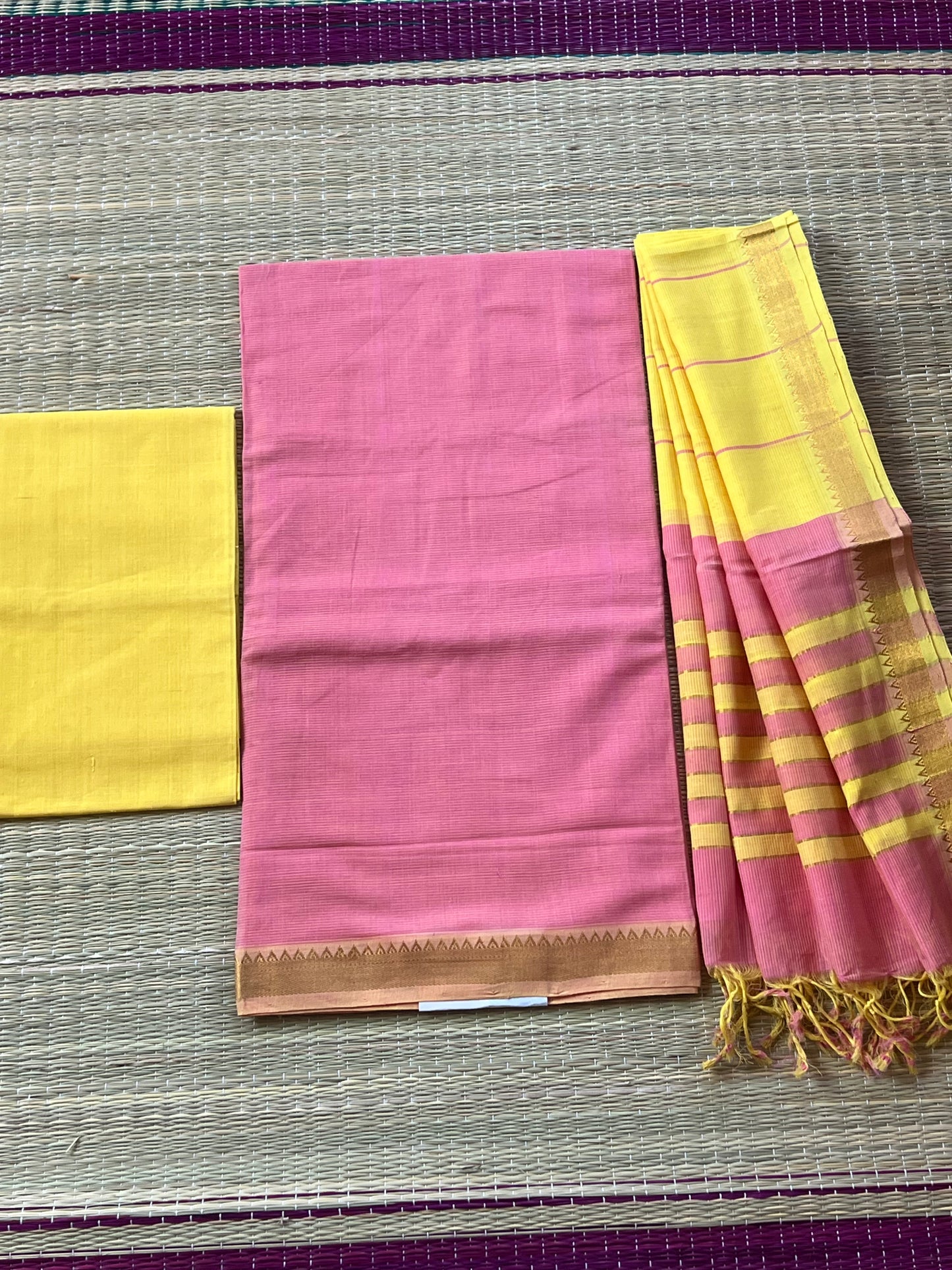 Rose yellow material set