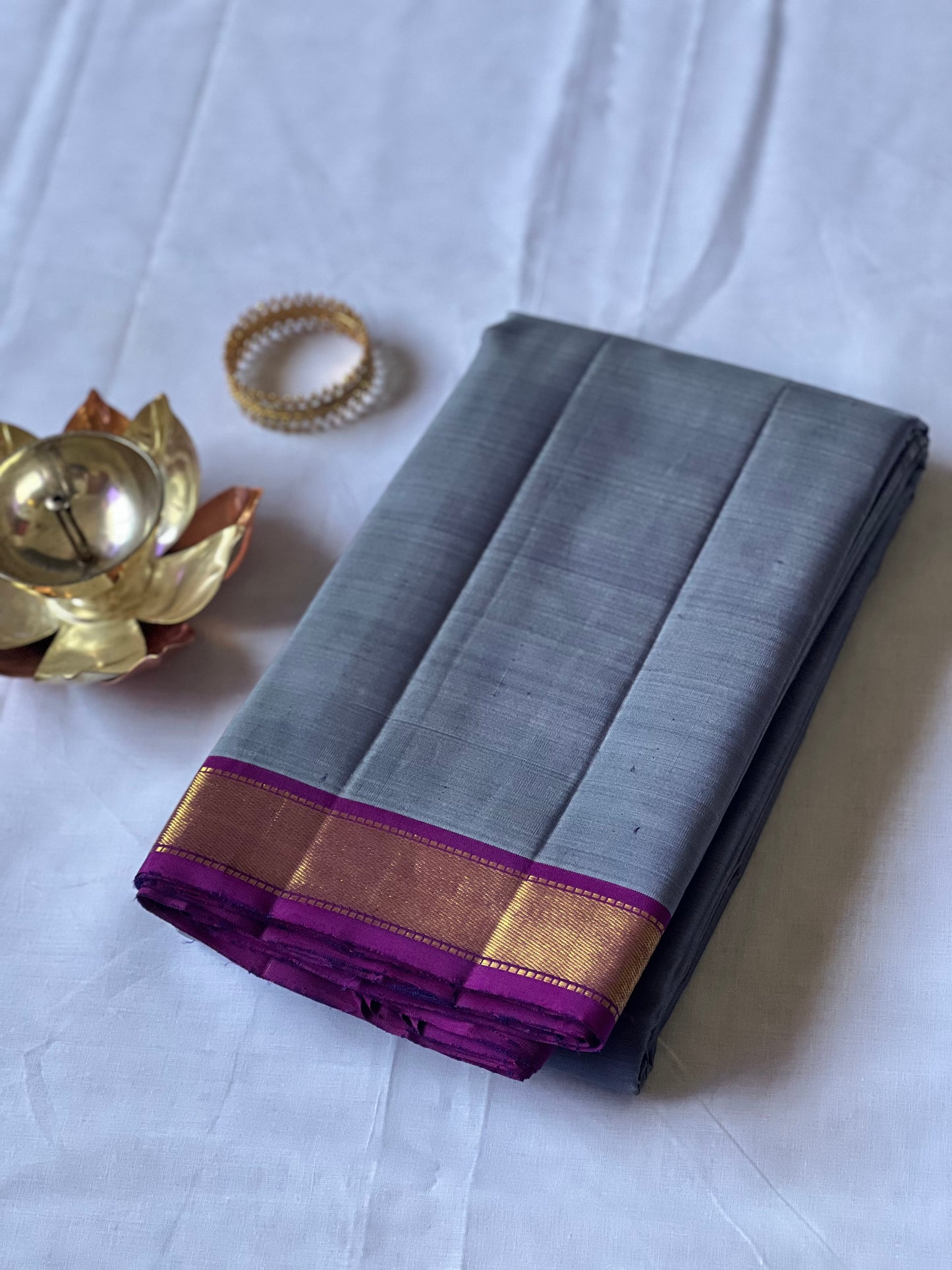 Pure Kanchivaram Silk saree - Small Border