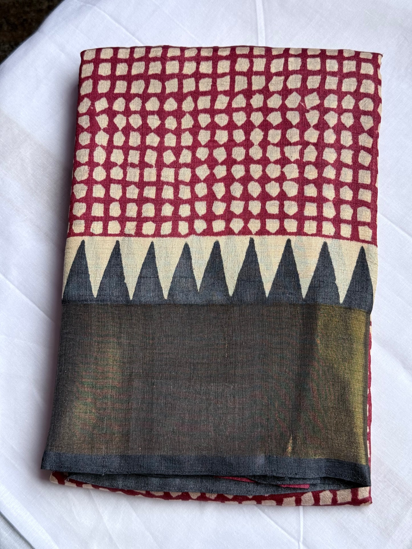 Printed Tussar saree - Maroon