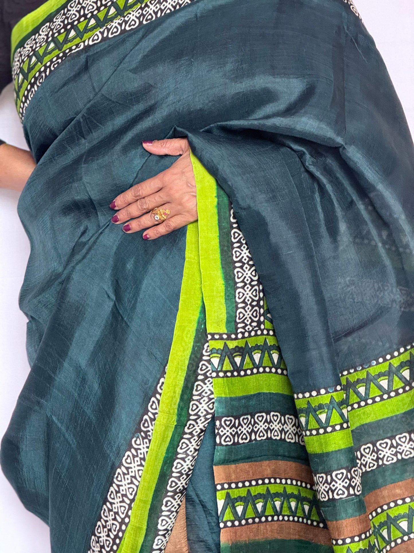 Murshidabad Silk saree - Green Partly Pallu