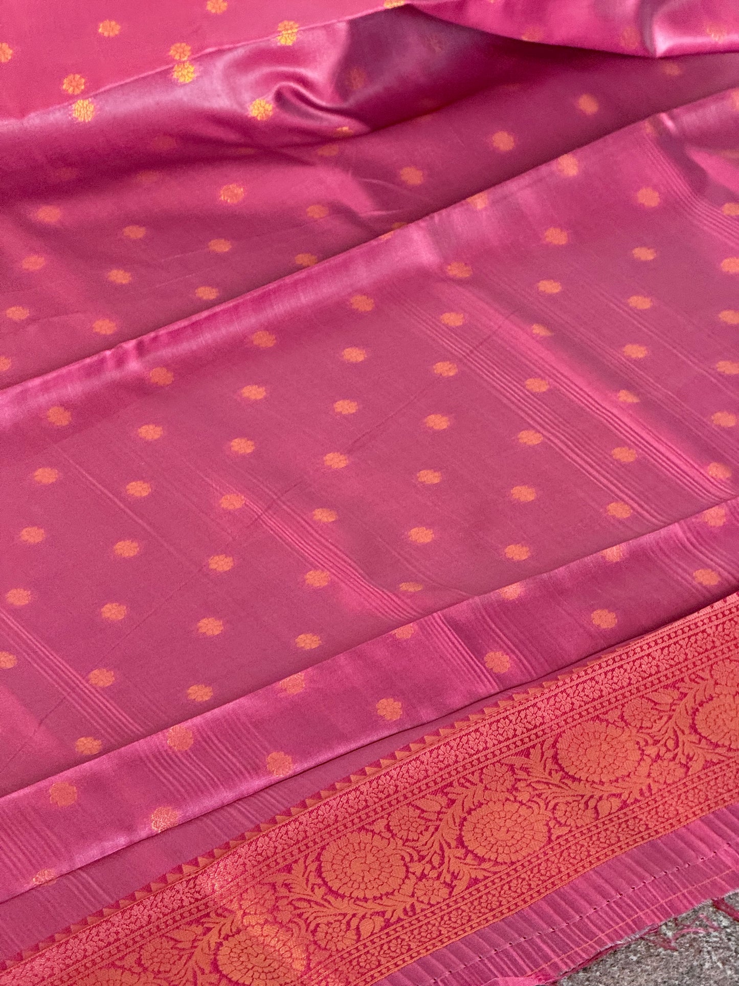 Semi Soft Silk Saree – White & Red (Onam Special)