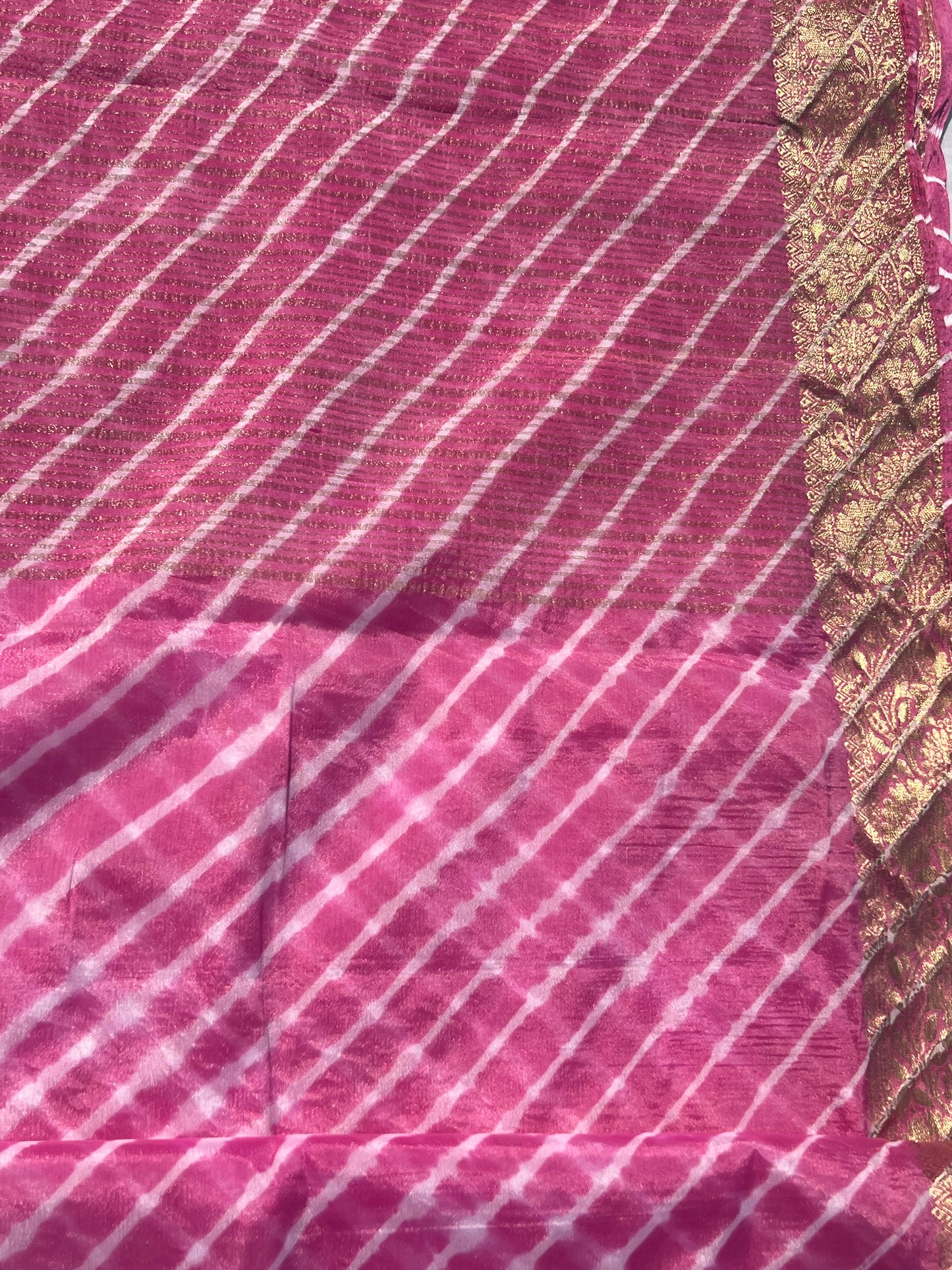 Pink leheriya silk saree