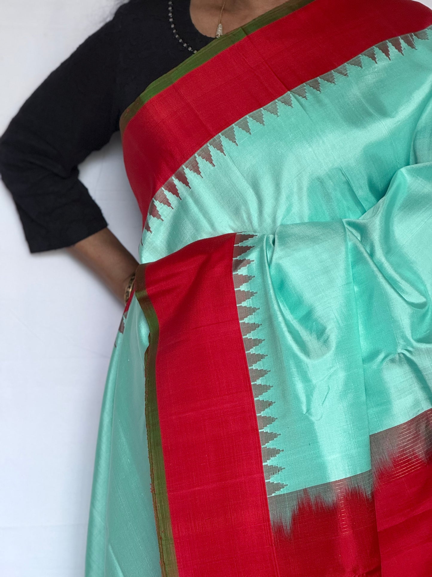 Gadwal Silk saree - Turquoise & Red