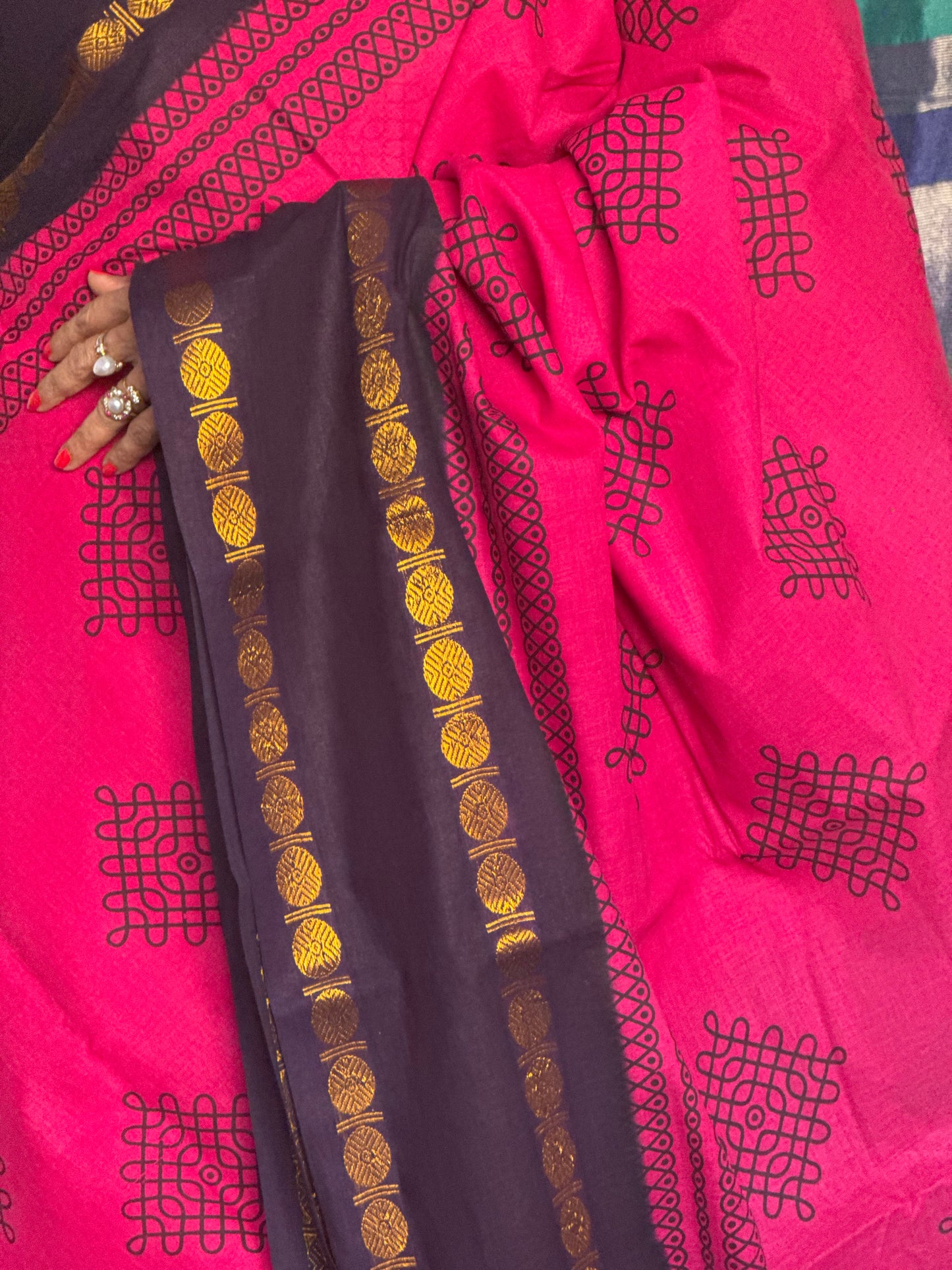 Pink kolam sungudi cotton saree