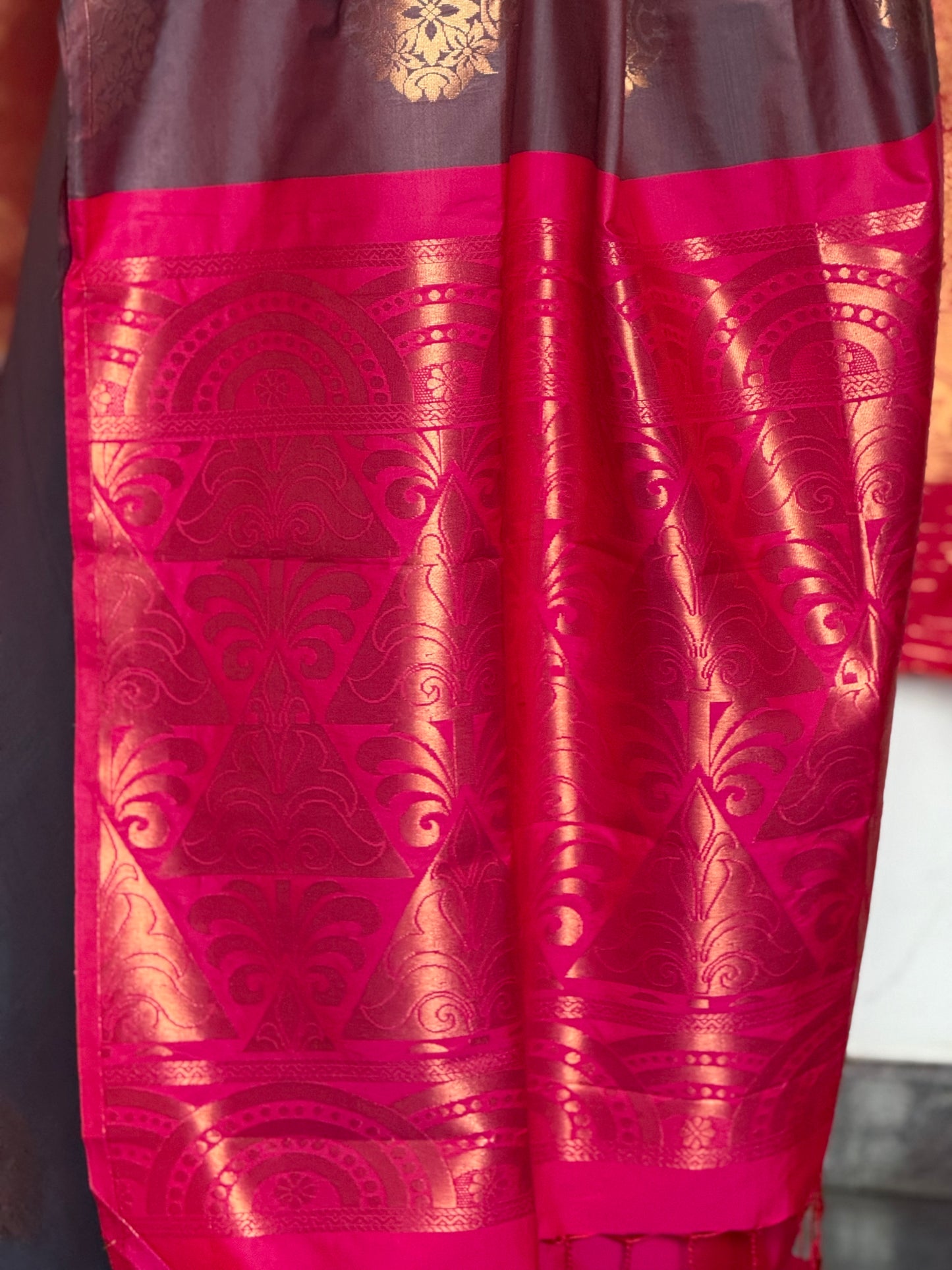 Soft silk with rich pink pallu
