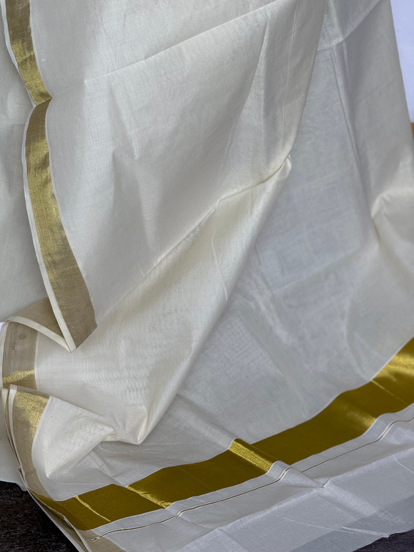 Kasavu Saree – Onam Special (With Blue Blouse)
