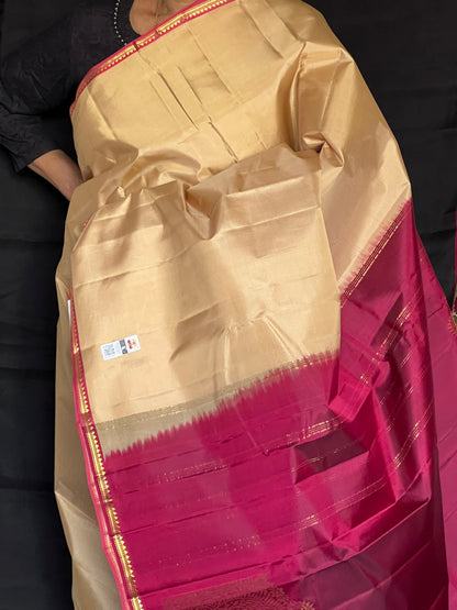 beige kasa kasa checks kanjivarum silk saree