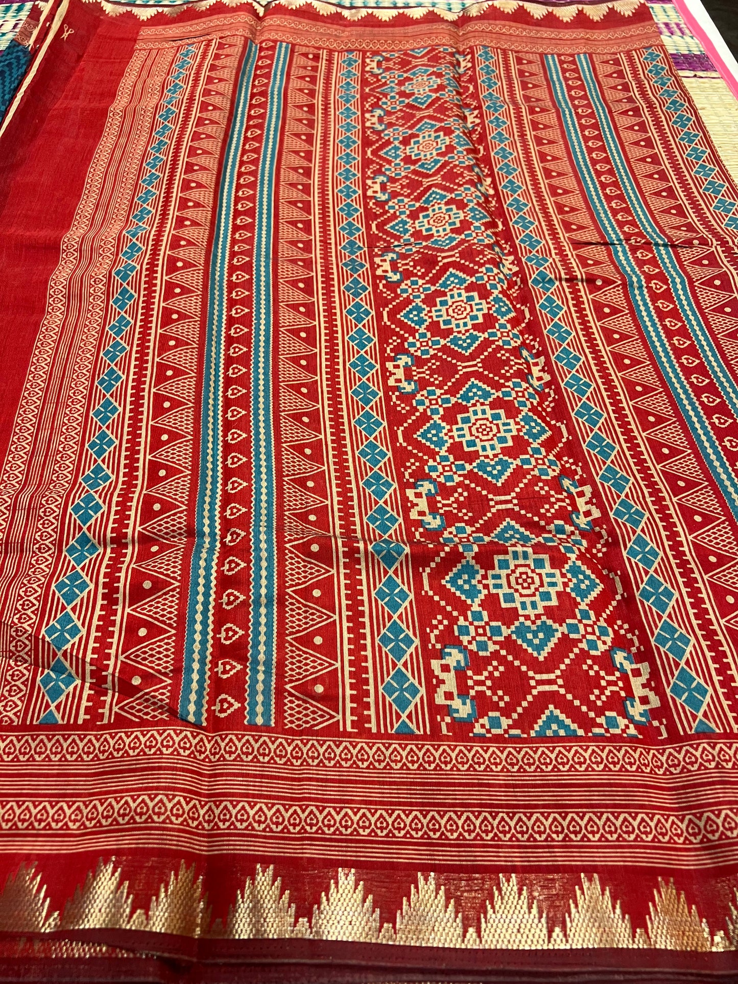 Red blue semi soft silk