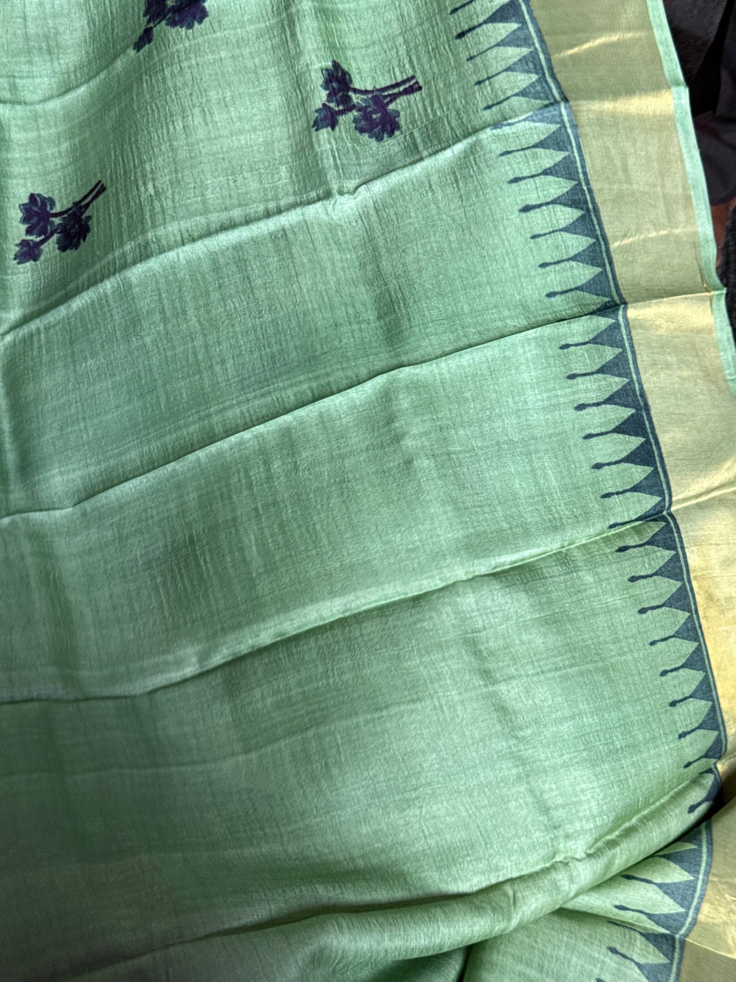 Printed Tussar saree - Pastel Green