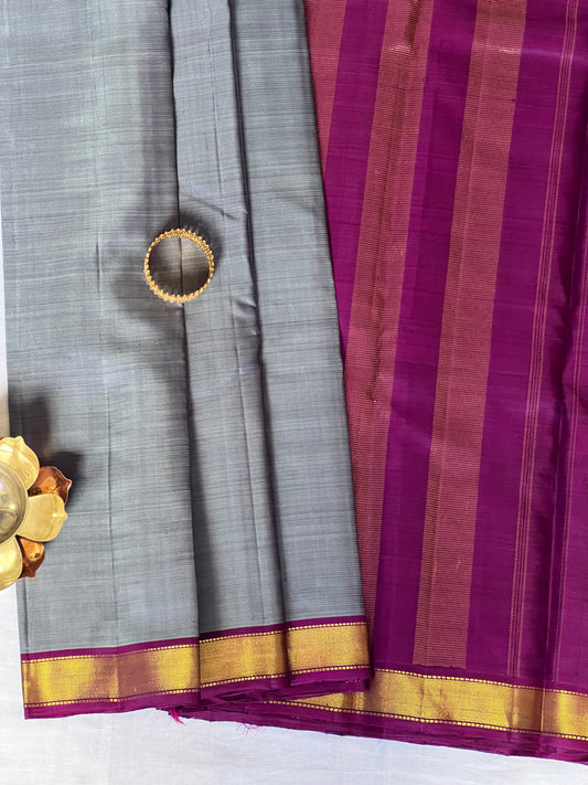 Pure Kanchivaram Silk saree - Small Border