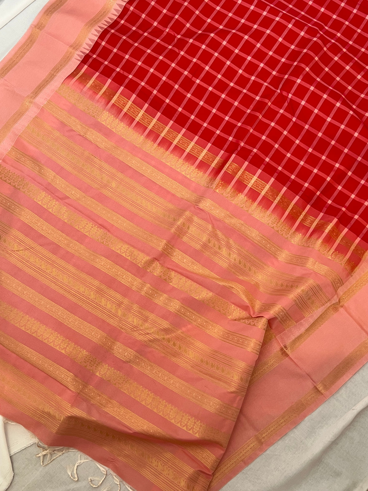 Red & pink semi soft silk saree
