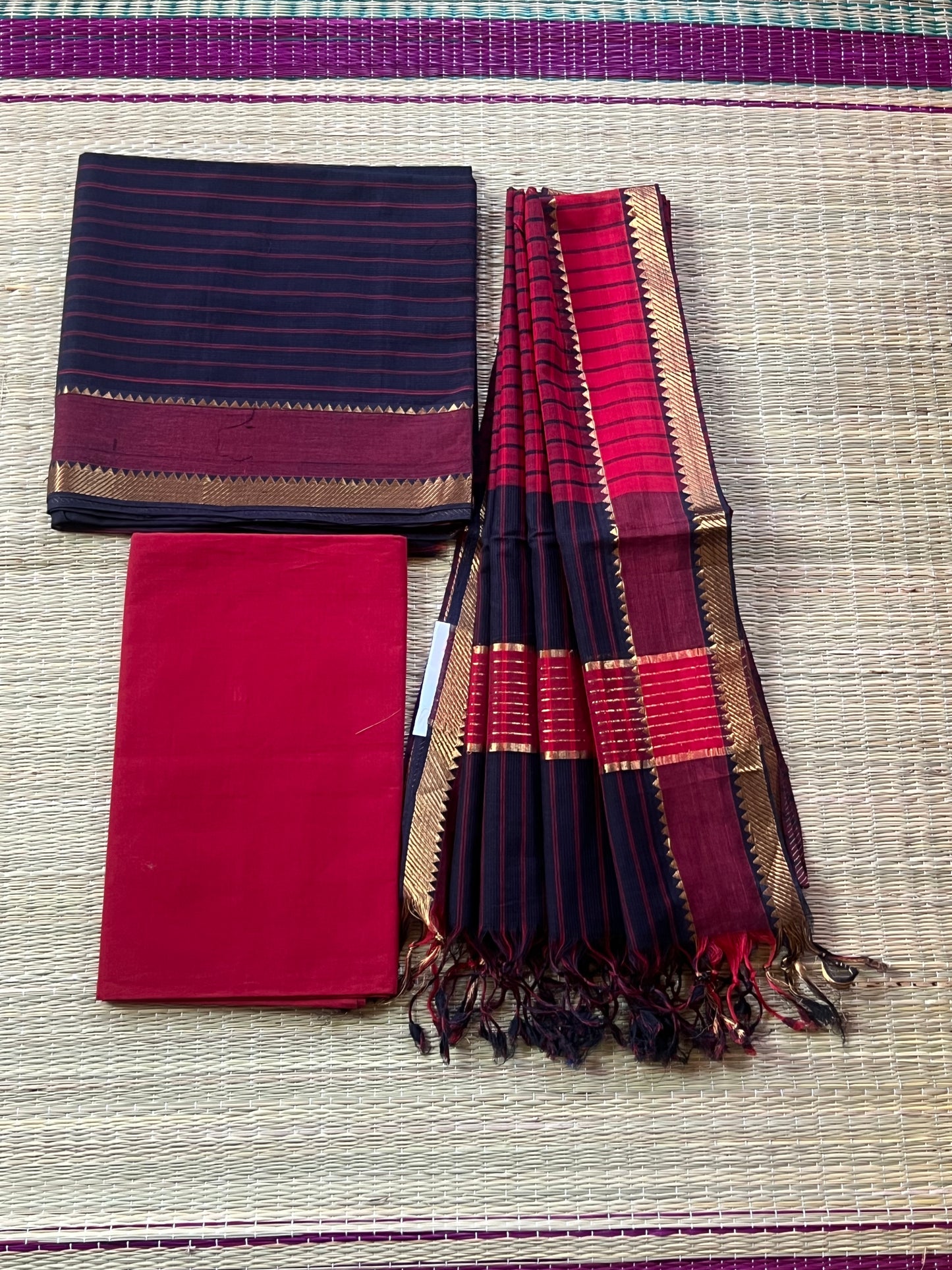 Black red material set