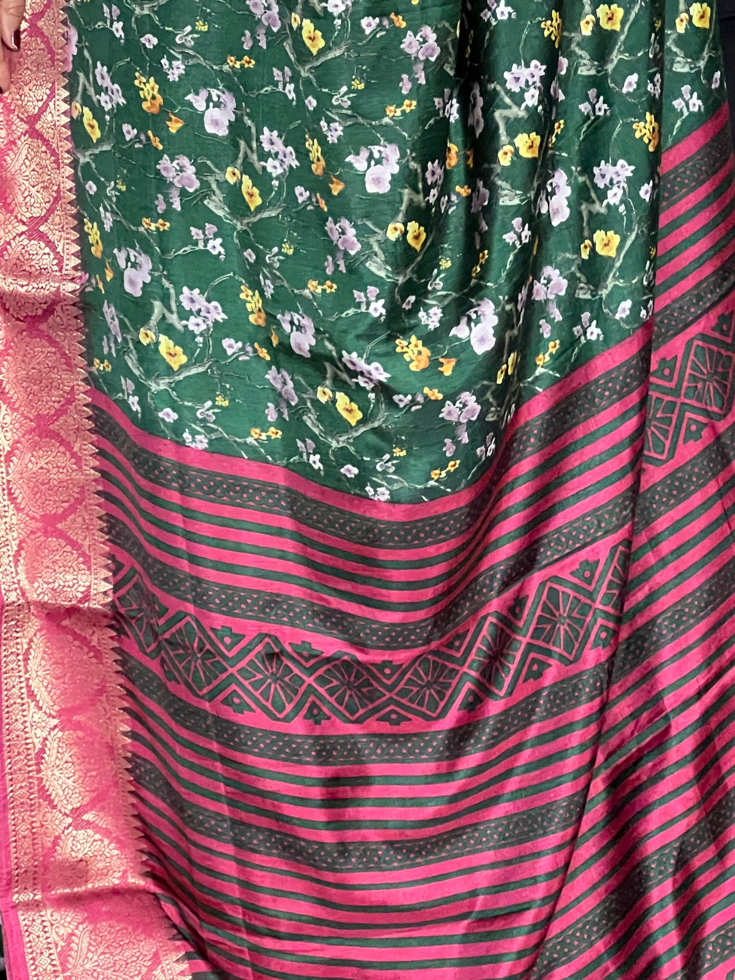 Dark green semi printed crepe saree