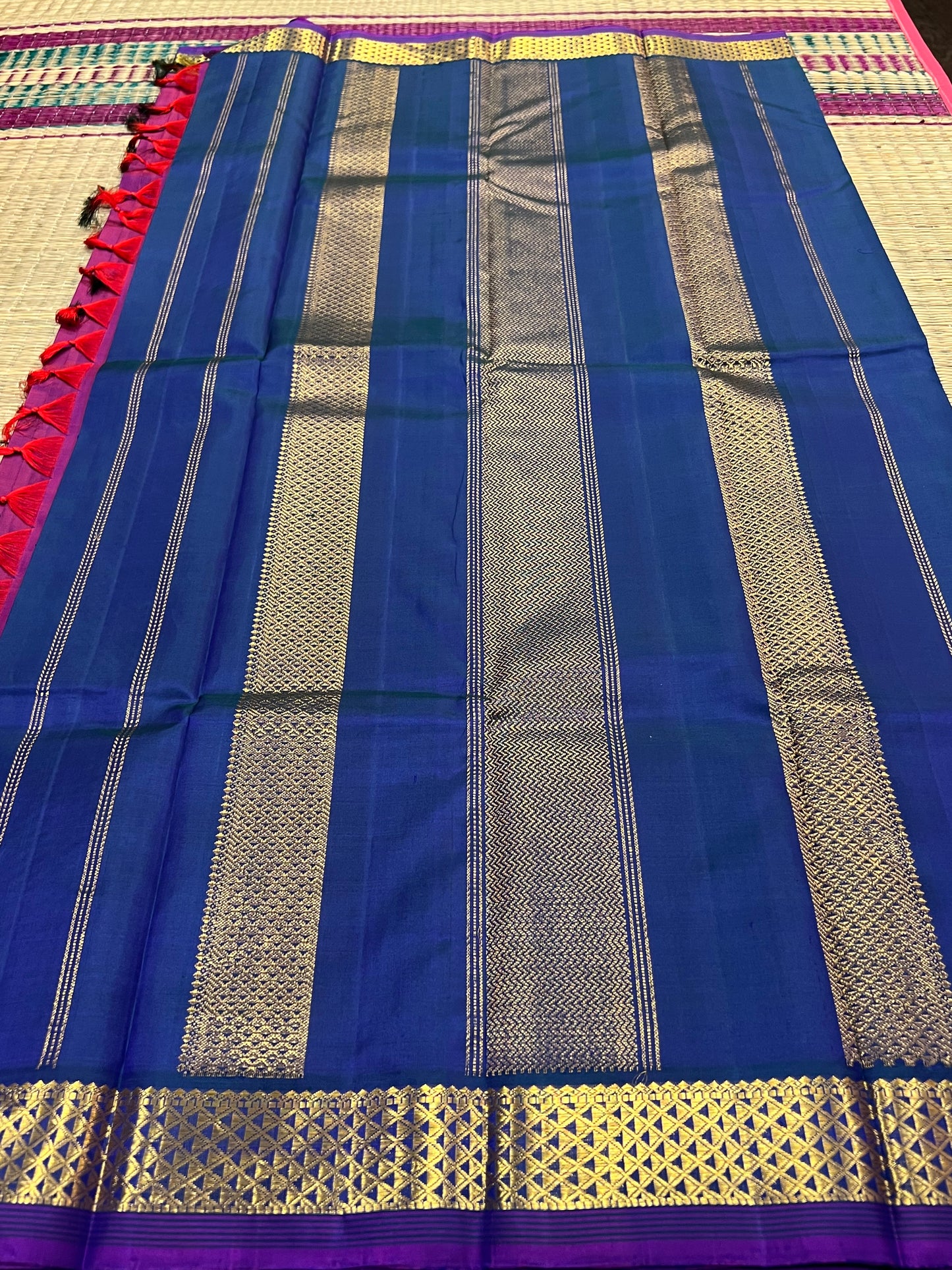 Beetroot & Vadamalli Kanchivaram silk saree