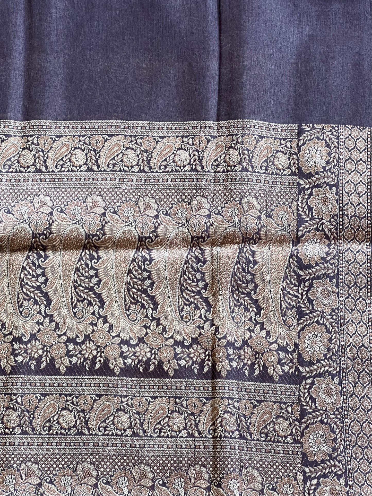 Black Himroo silk saree
