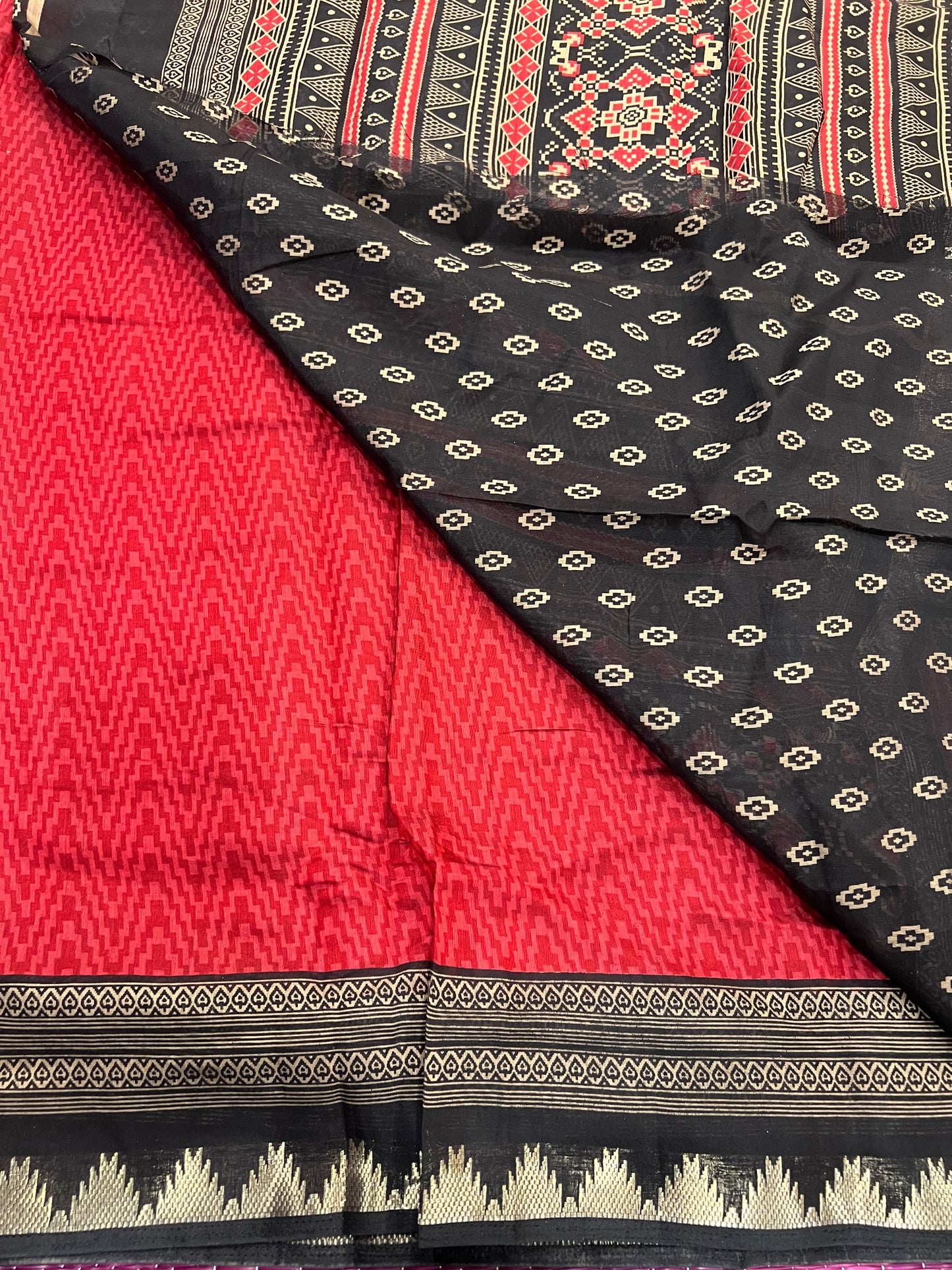 Red black semi silk cotton saree