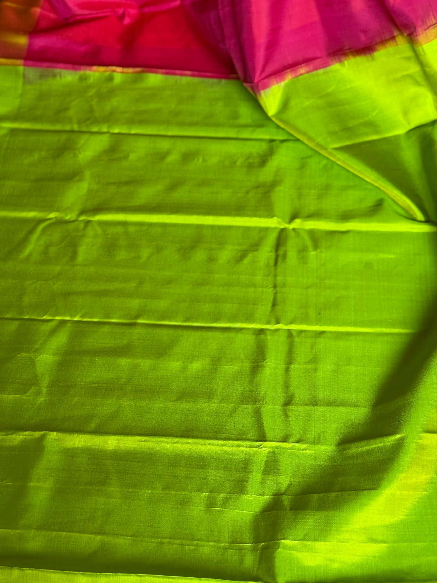 Gadwal Silk saree - Red & Green