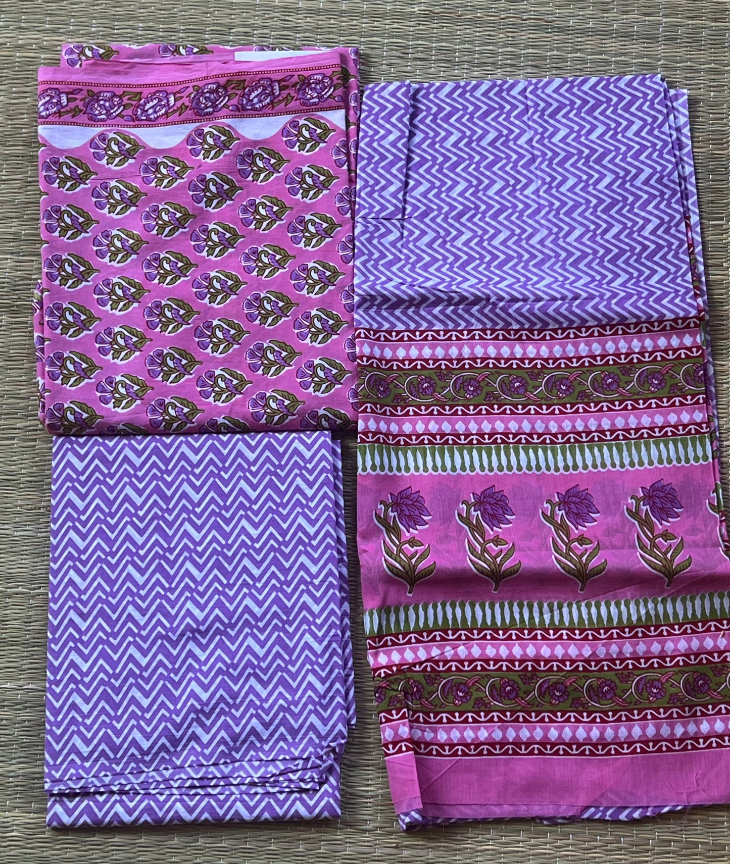 Lavender pink material set