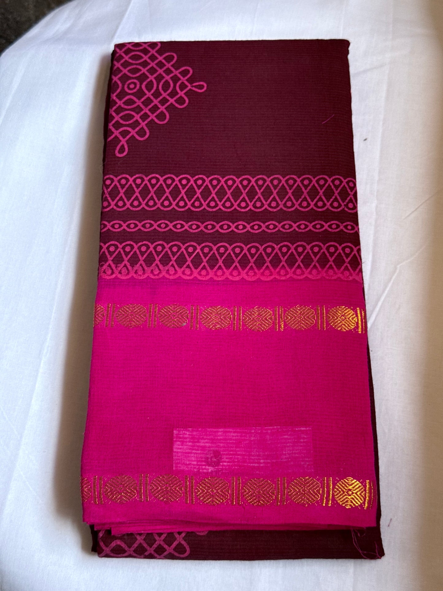 Pink sungudi saree