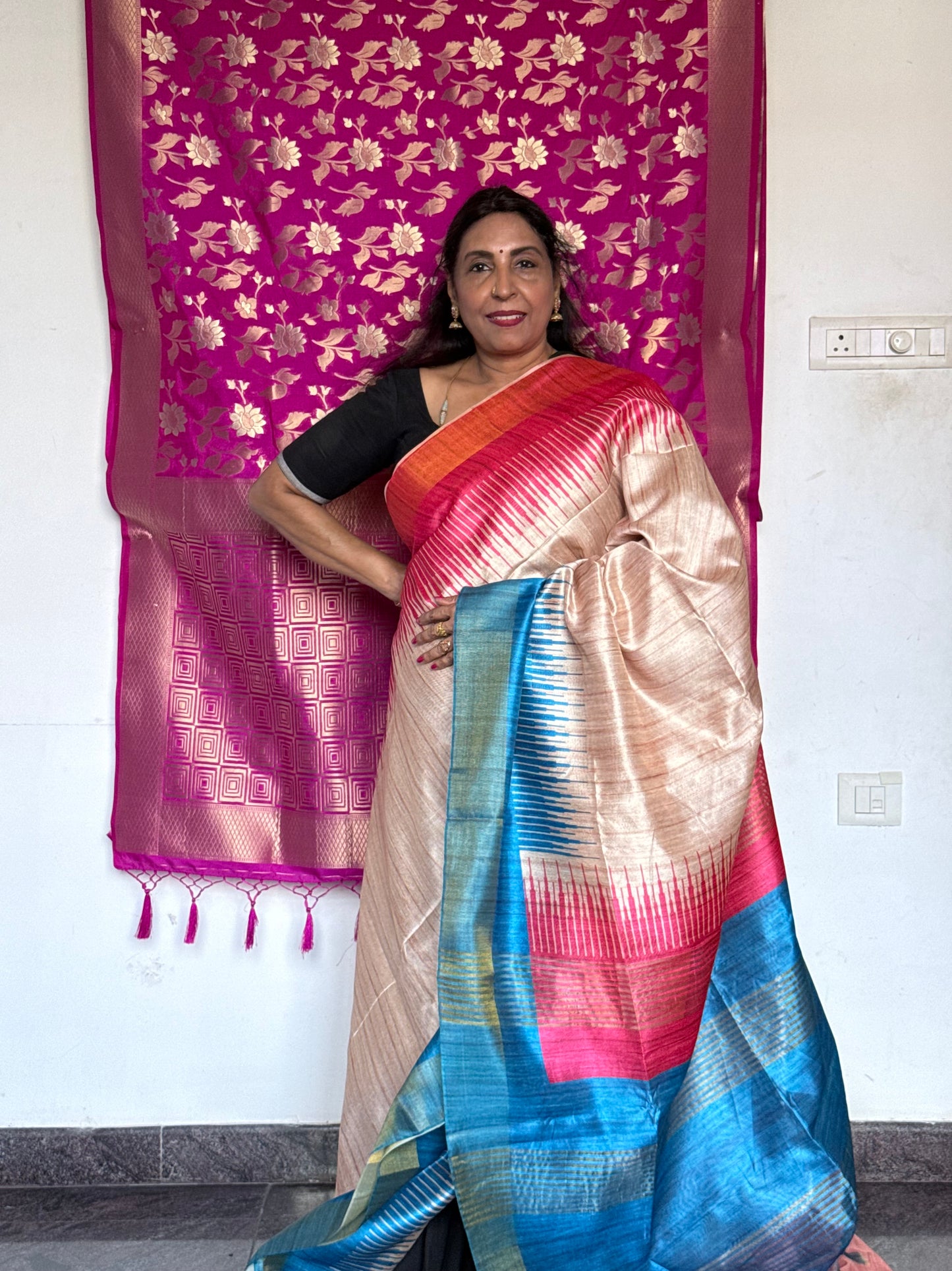 Semi tussar saree with contrast blue pallu