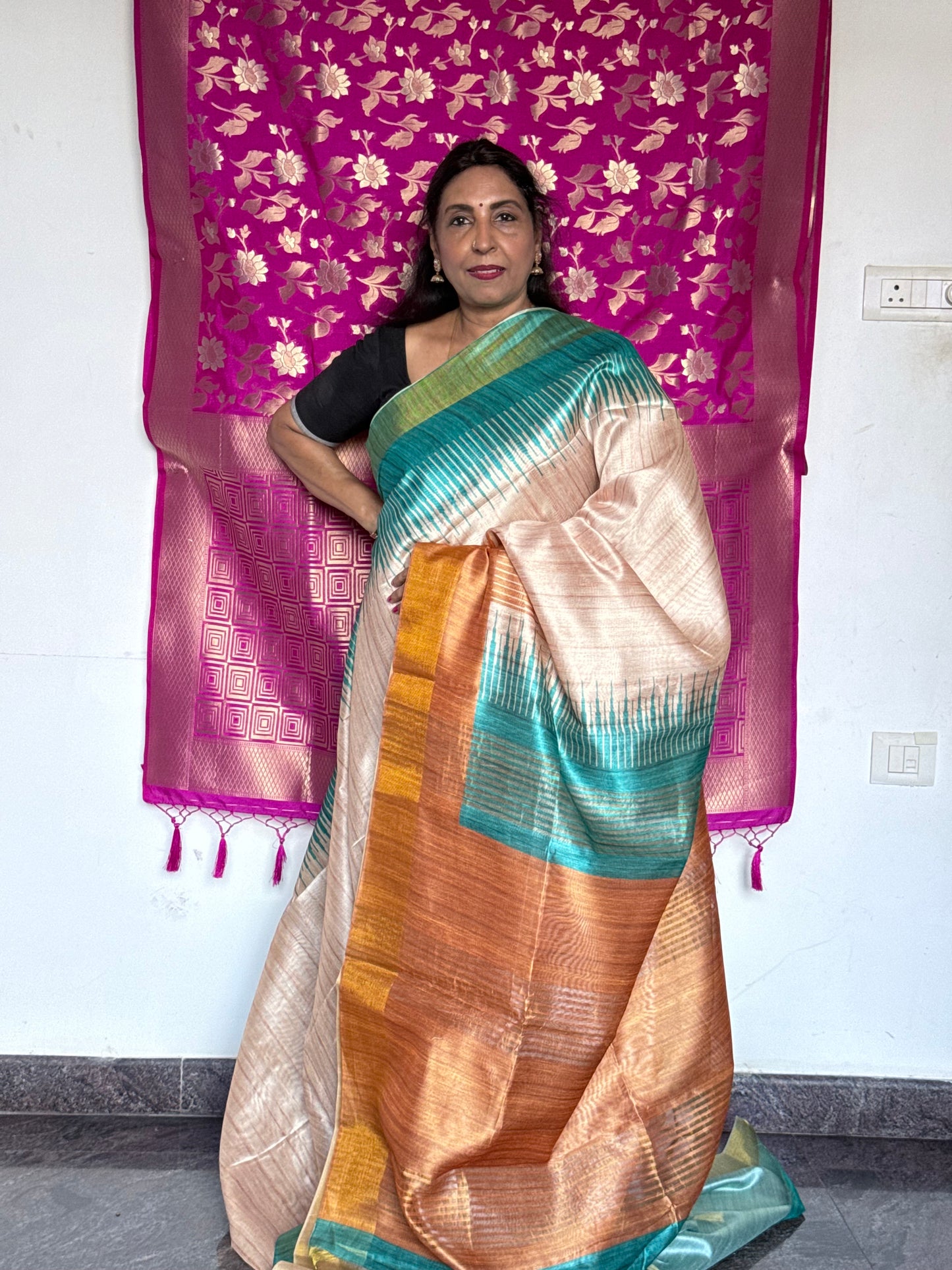 Semi tussar saree with contrast teal pallu