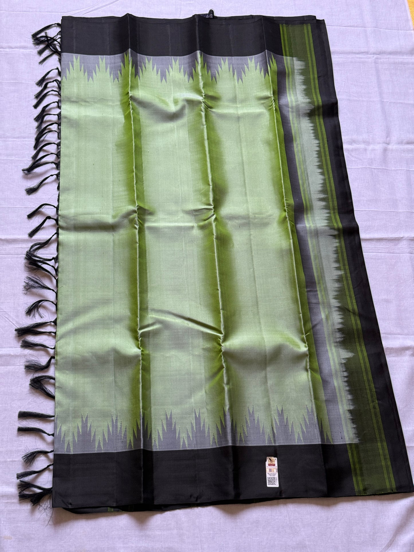 Apple green Kanchivaram silk saree