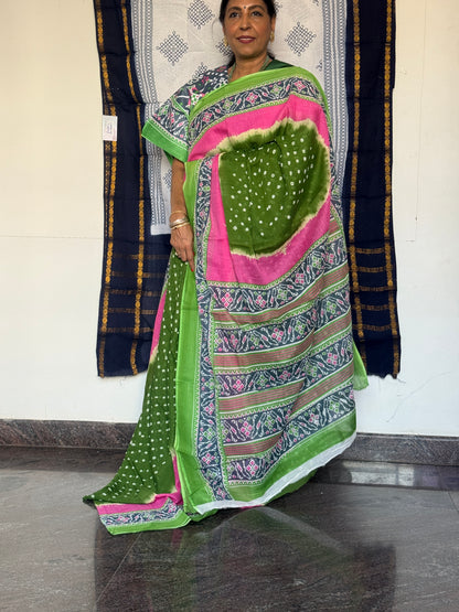 Rose Pink & Parrot Green Bandhani Cotton saree