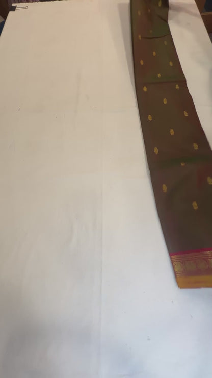 Iruthalai patchi Maanthulir  Aarkku
